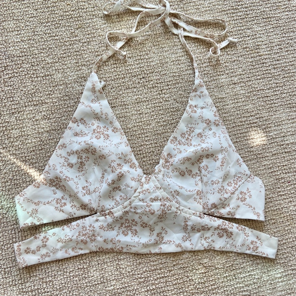Pacsun floral tie tank
